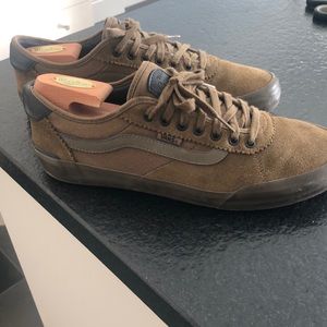 Vans casual shoes. Tan/green camo color 12